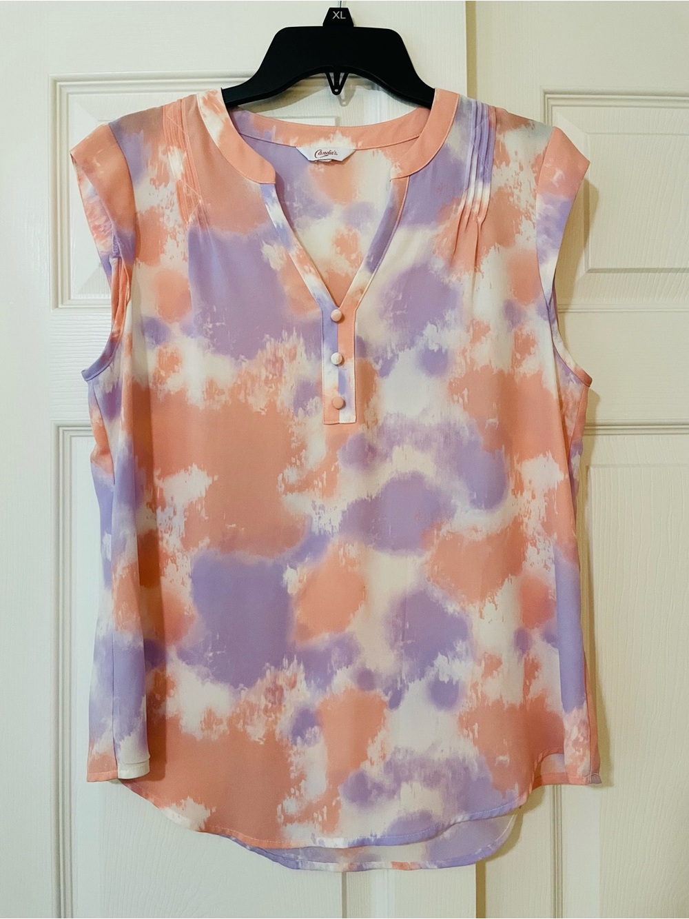 Candie’s Sleeveless V-Neck Blouse in Peach & Lavender